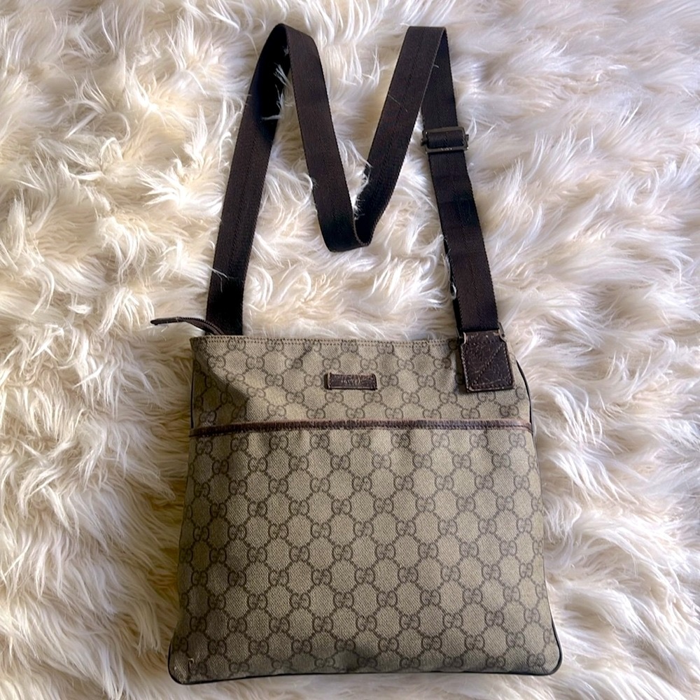 Gucci messenger bag vintage excellent condition